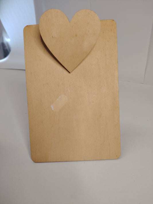 Memo Porta menù a forma di cuore in legno grezzo da decorare  con molletta cuore H 18 cm x 12 cm