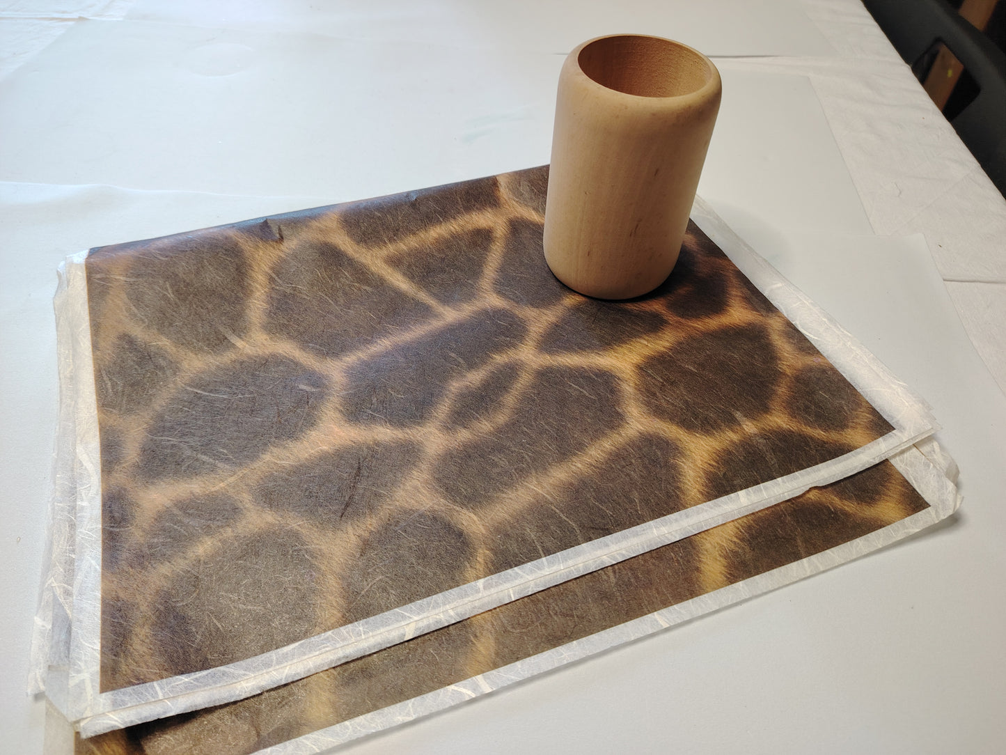 Carta da Decoupage Fantasia Leopardata 2 – Effetto Animalier Marrone  ideale per  Decorazioni